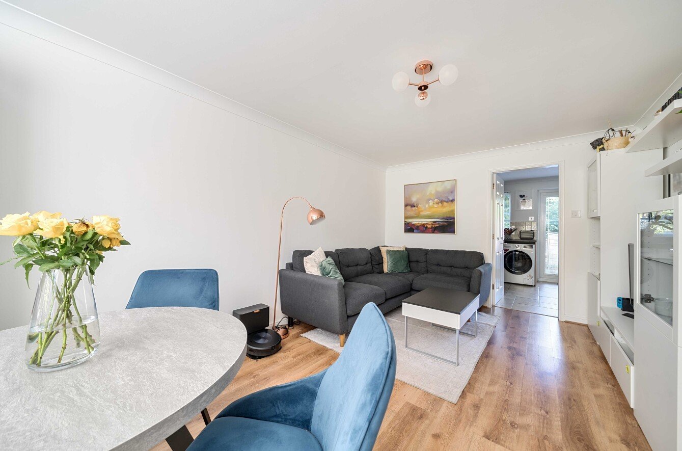 1312058-9-68664bd... 1312058-9-68664bd...
