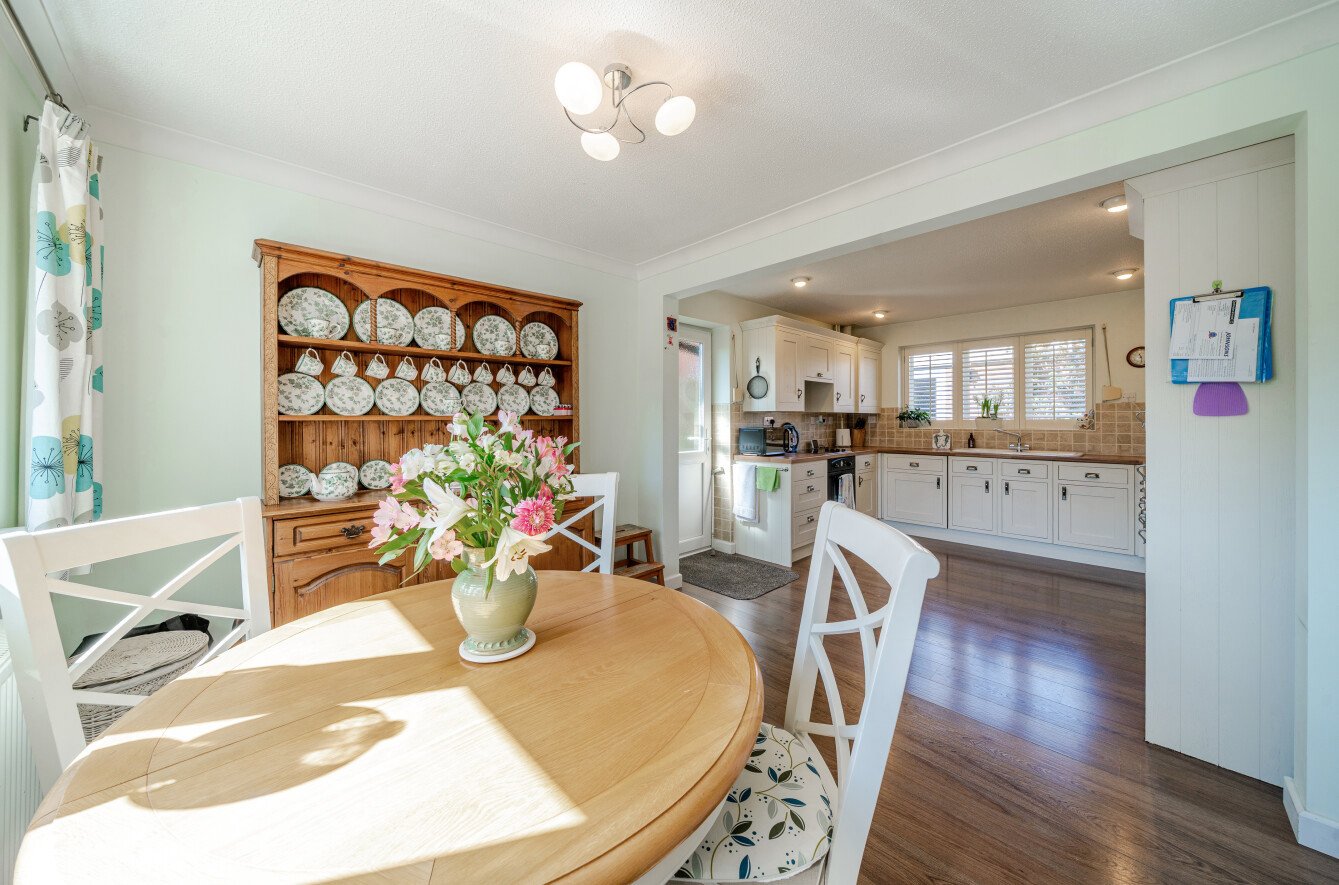 Dining/Kitchen