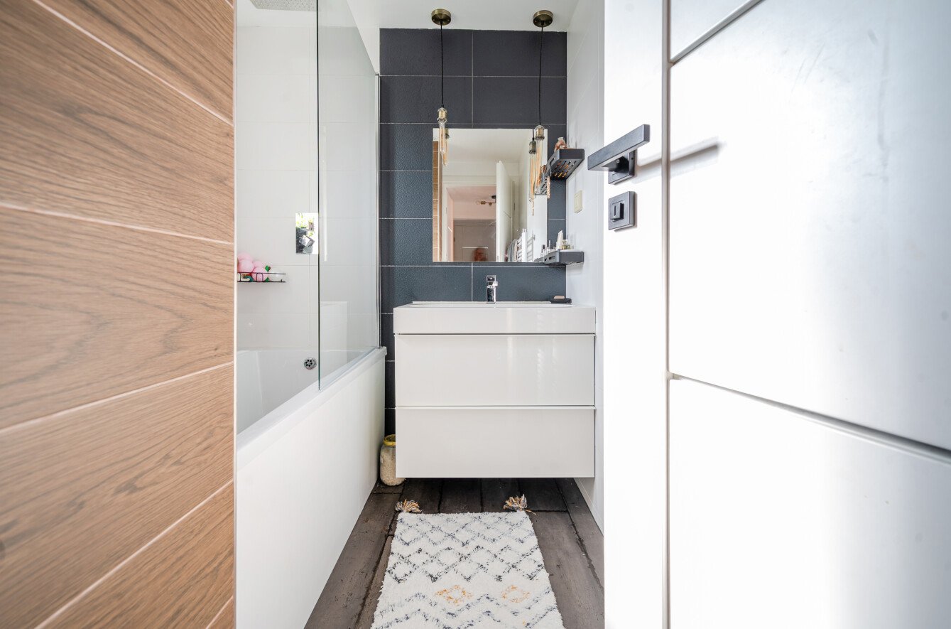 Bathroom Bathroom