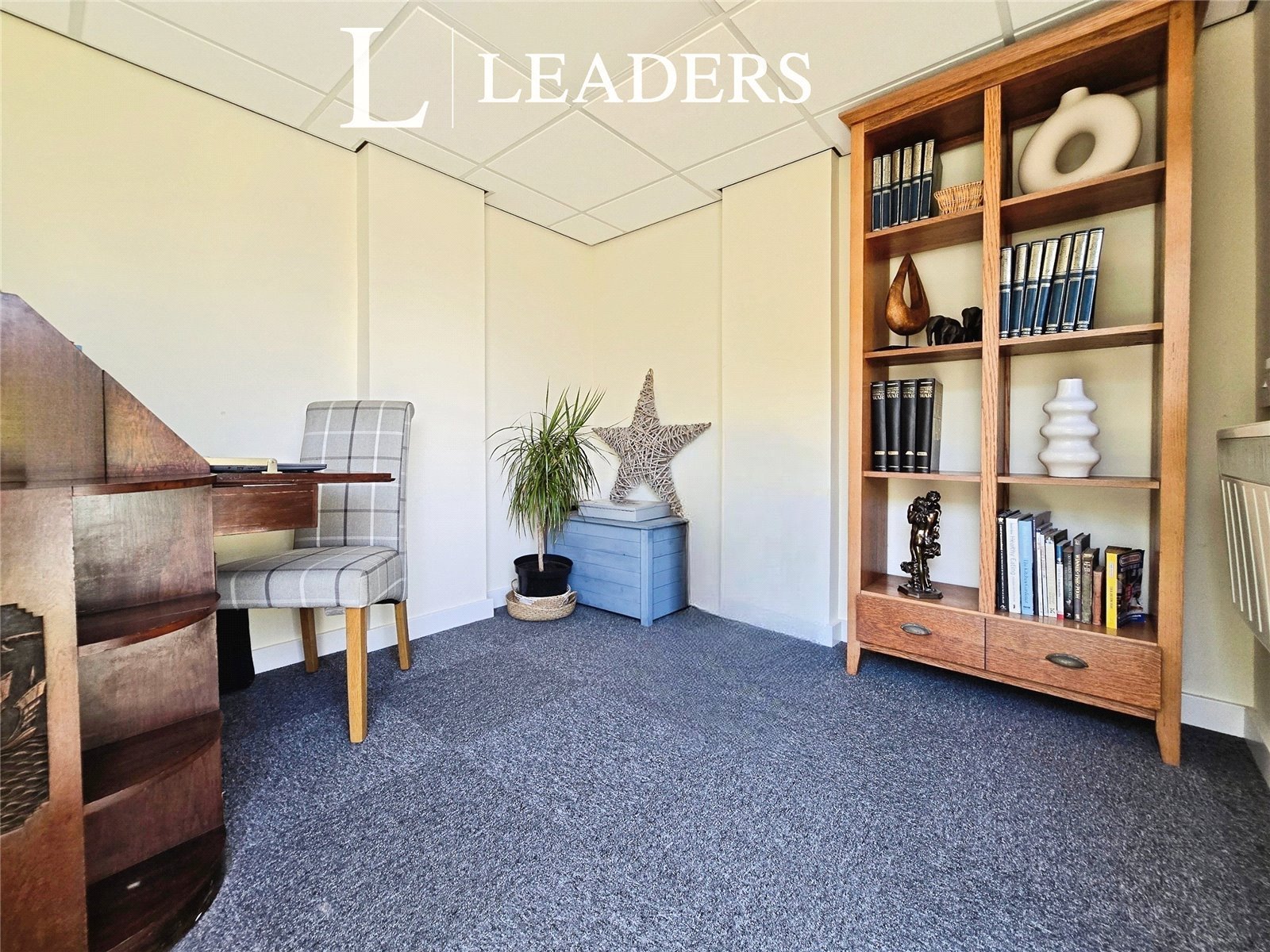 Office/Cabin