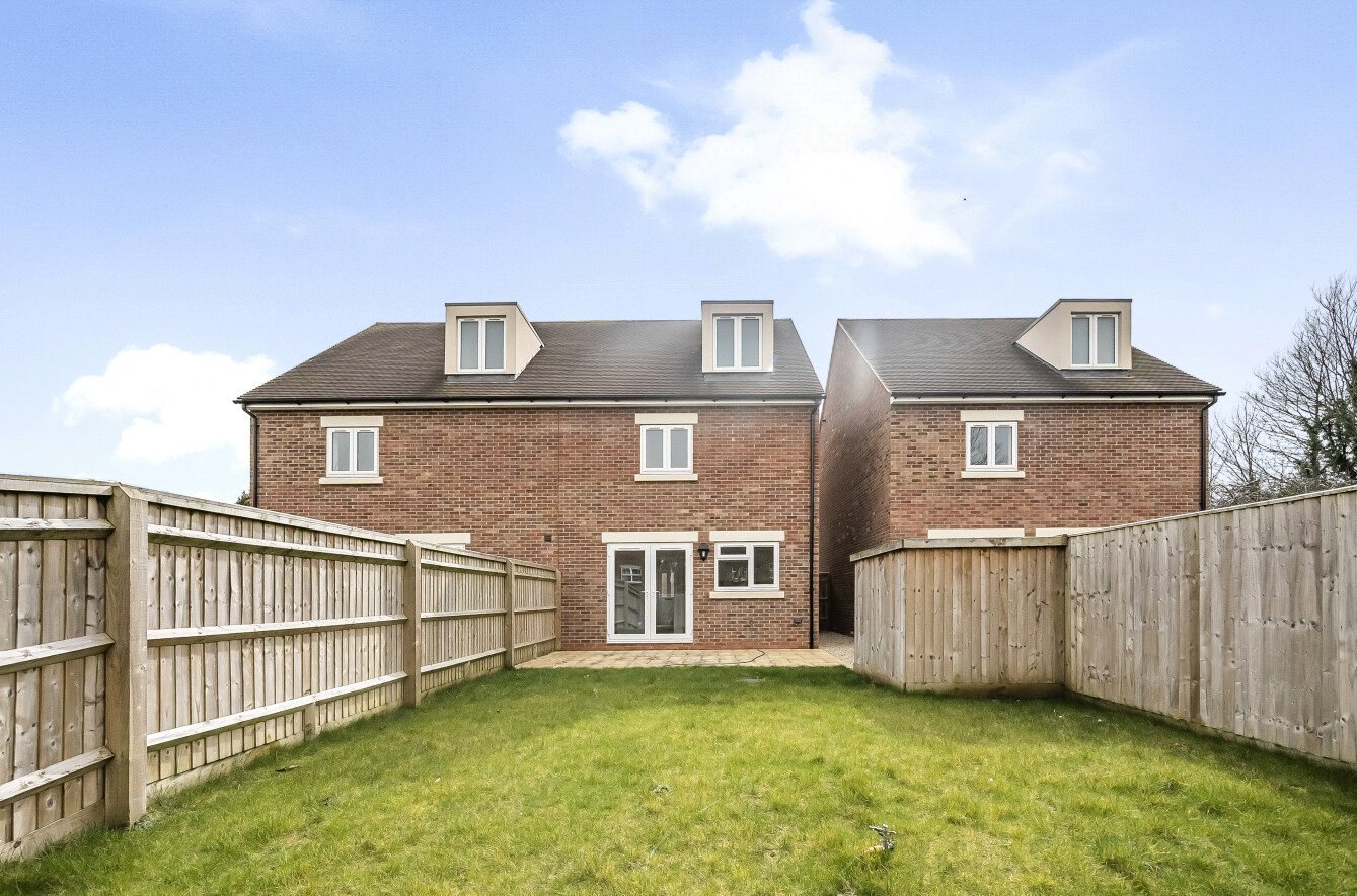 Rear Elevation Rear Elevation