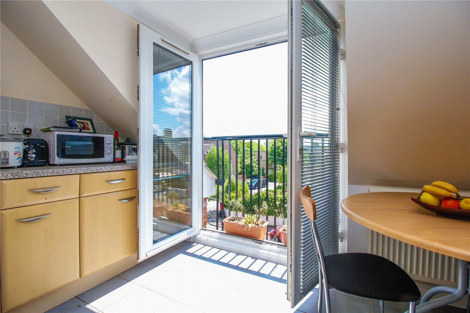 Kitchen & Balcony Kitchen & Balcony