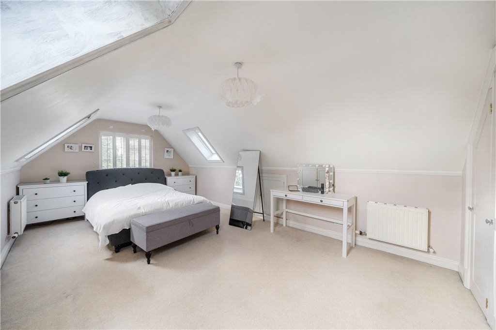propertyTEW2400106