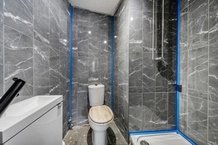 1313690-13-685d33...