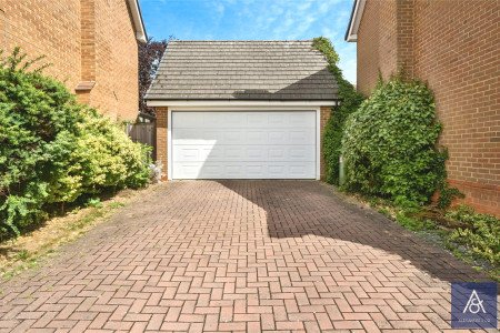 Double Garage Double Garage