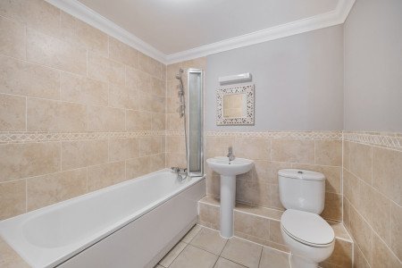 1330835-8-688345d...