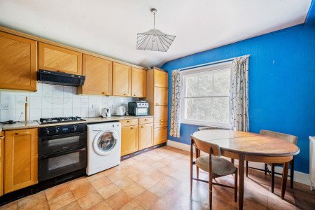 1320837-13-686bd2...