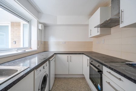 1320363-6-686ba7d...