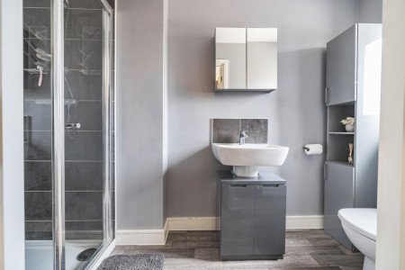 Ensuite