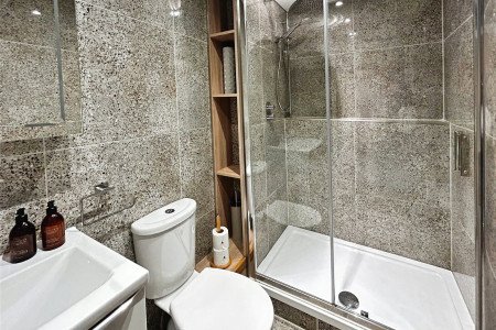 Ensuite