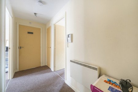 1084369 (13).jpg