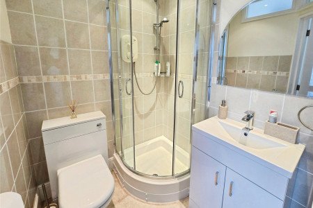 Ensuite
