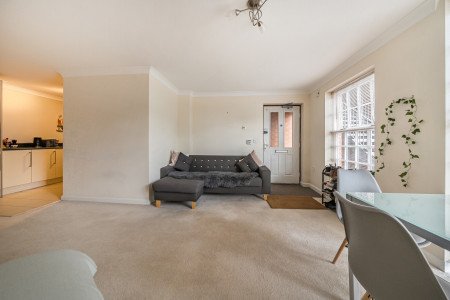 Sitting/Dining Room