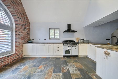 Spacious Kitchen