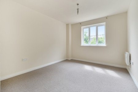 1329300-6-6880ea4...