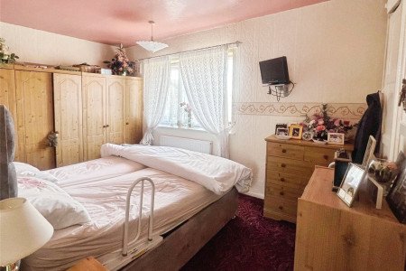 Bed 1