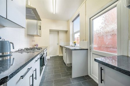 Kitchen 1