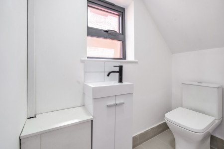 Ground Floor Wc