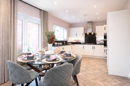 Kitchen/Dining