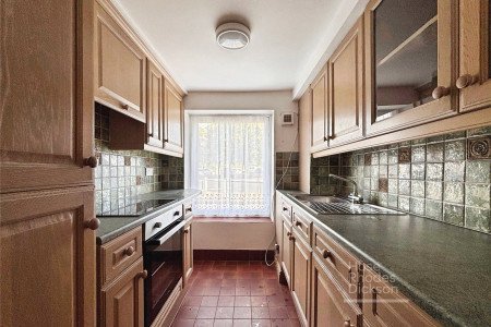 Picture No. 10 Picture No. 10