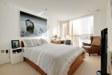 Bed2