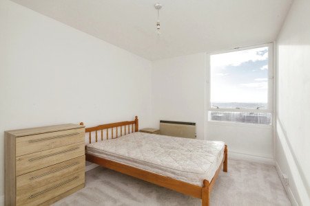 Bedroom 2.2