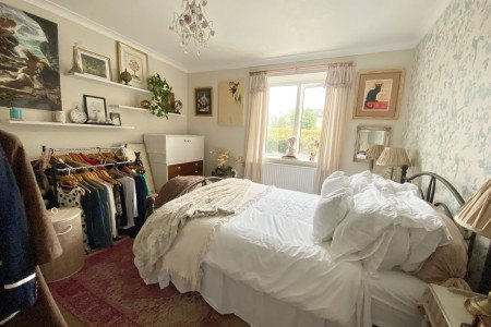 Apartment Bed 1