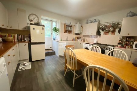 Apartment Kitchen