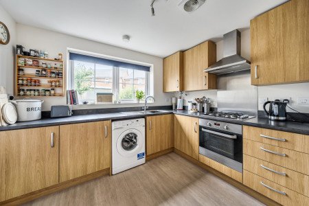 1327745-8-6887988...