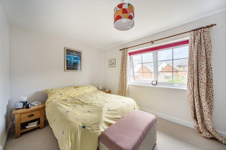 1327745-1-6887974...