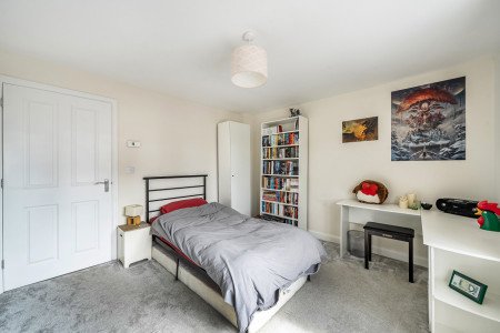 1327745-3-6887977...