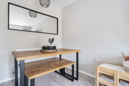 1327027-9-687a5fb...