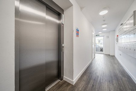 1350969-16-68d118...