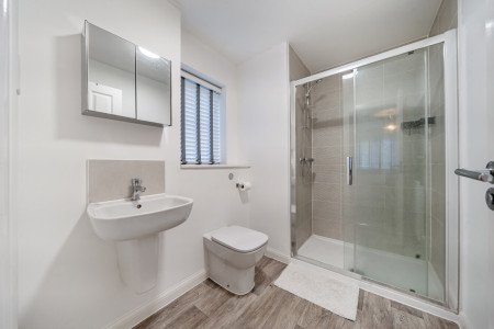 1354342-10-68df8e...