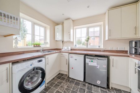 1356963-6-68dfdcb...