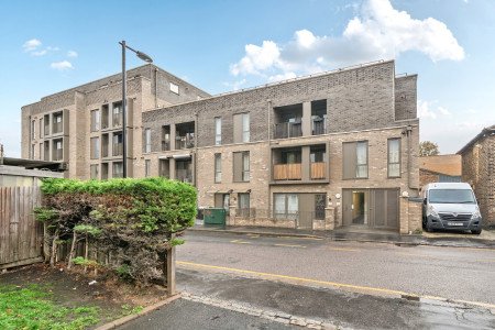 1374067-24-6904c1...