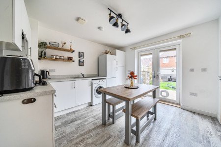 1362733-8-68e92e3...