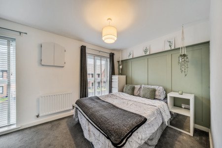 1362378-7-68dfb52...