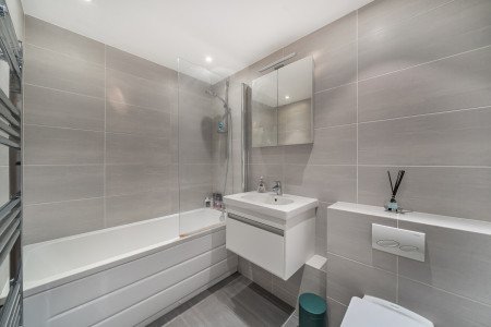 1364377-7-68f657c...