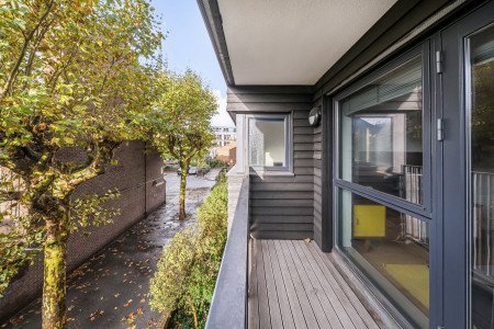 1364377-8-68f657e...