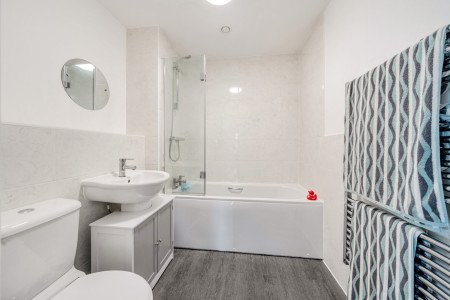 1374672-2-690dc4d...