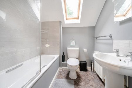 1376608-8-690c7a6...