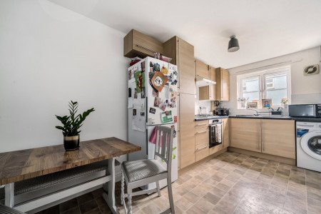 1362368-9-68dfe1d...