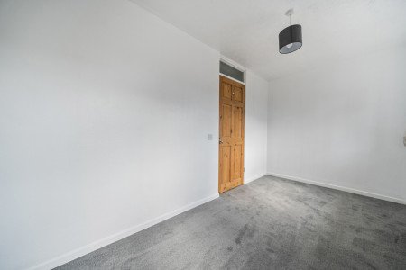 1347056-9-68b092d...