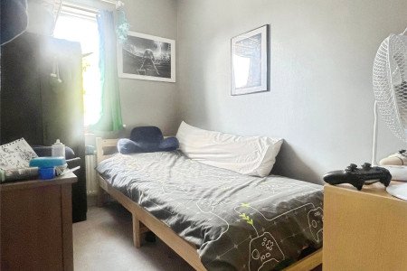 Bed 3