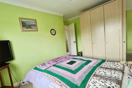 Bed 1