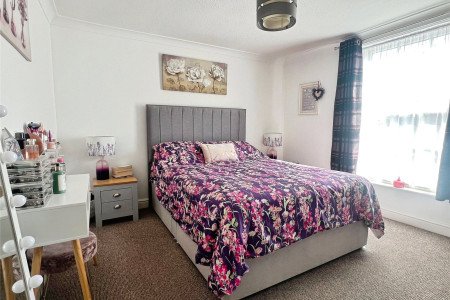 Bed 1