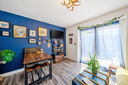 1315831-7-686bd1b... 1315831-7-686bd1b...