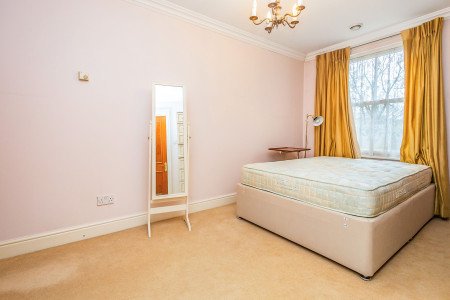 bedroom.jpg